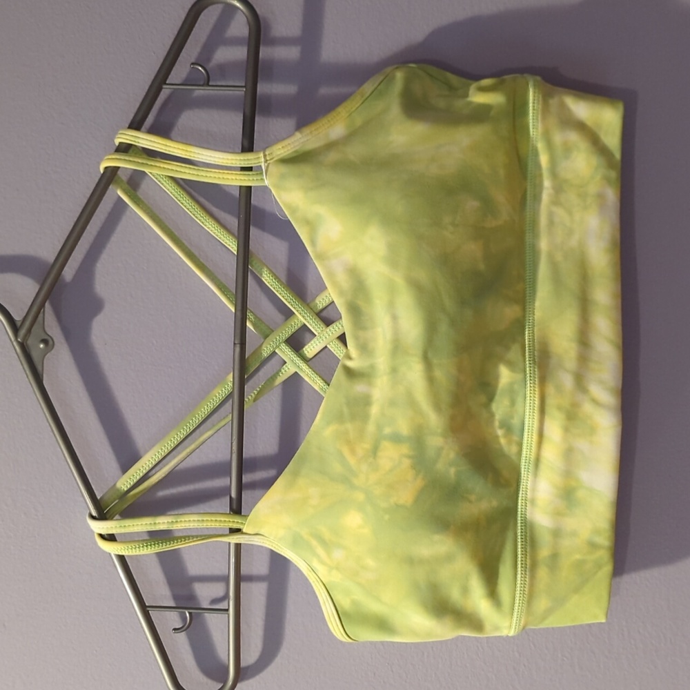 NWT Tier Activewear Sports Bra
